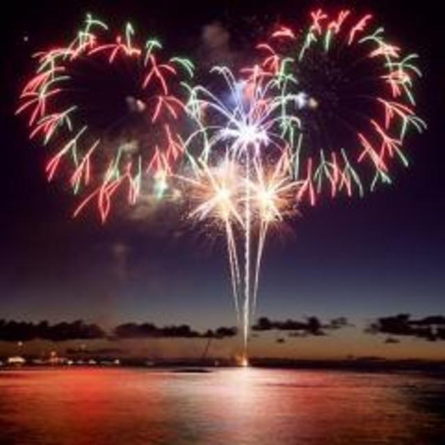 Maui July 4th Fireworks Sail & BBQ for Two