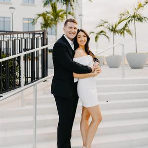 Emily Ariz and Jonathan Cadle's Wedding Registry on Zola