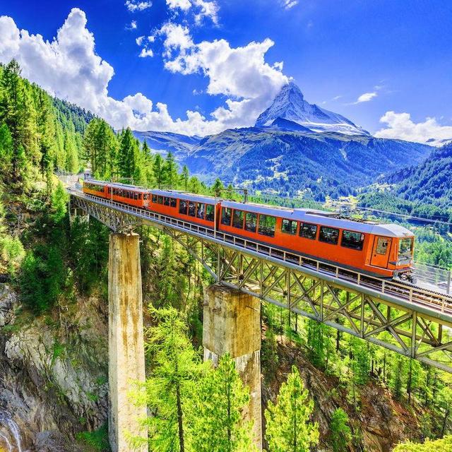 Honeymoon - Berner Oberland Pass Fund (Switzerland Train)