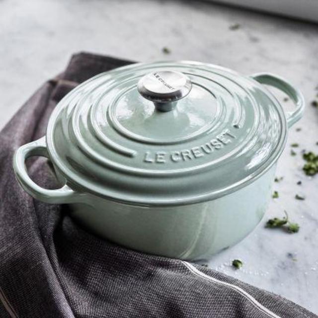 Le Creuset Round Dutch Oven 4.5 Qt - Sea Salt