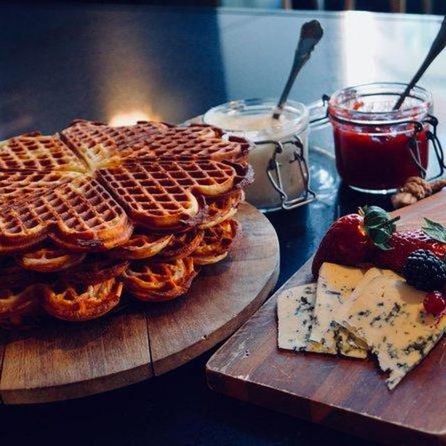 Walking Street Food Tour in Oslo