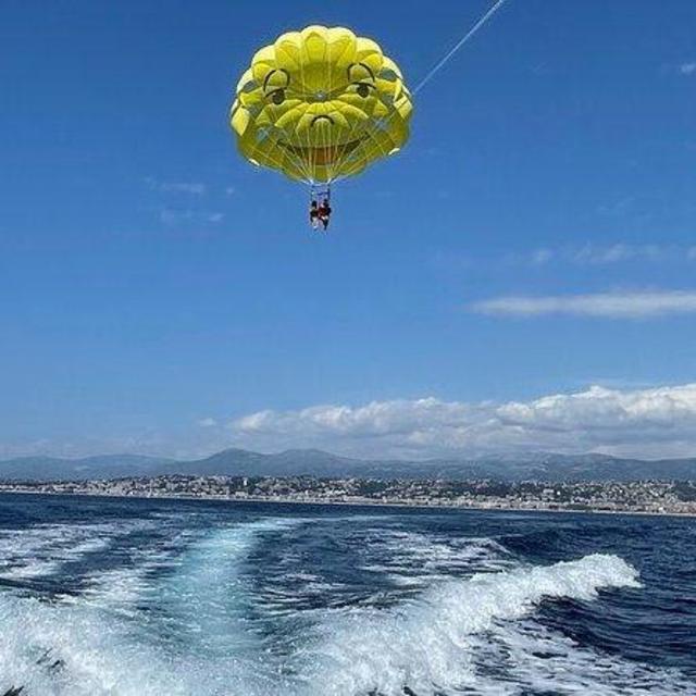 Parasailing in France
