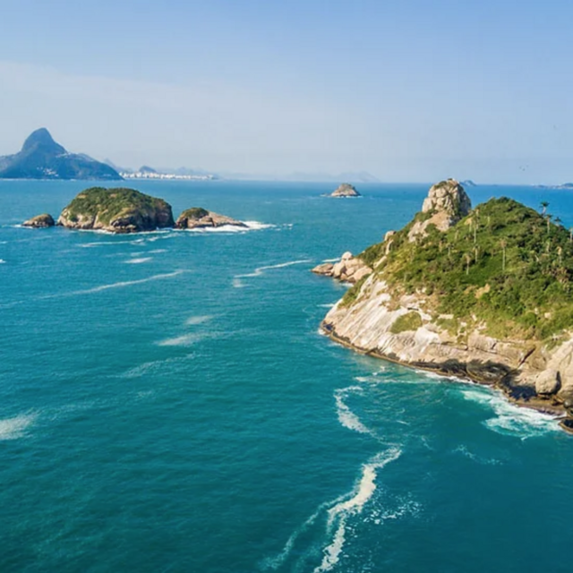 Tijuca Islands Boat Tour & Snorkeling with Sea Turtles