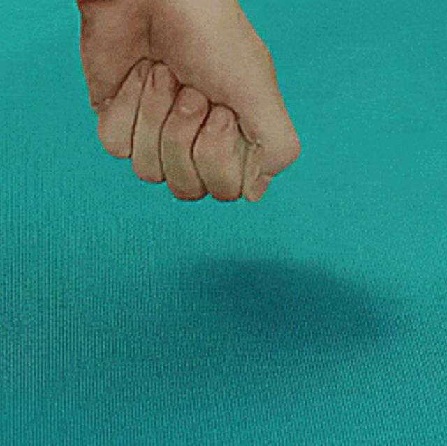 This Giant Beach Mat Absorbs Sand - yeeeeeessss