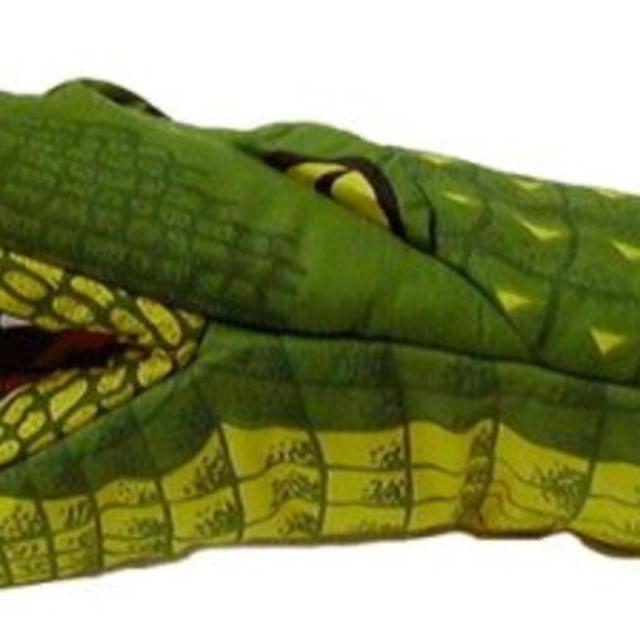 Alligator Oven Mitt