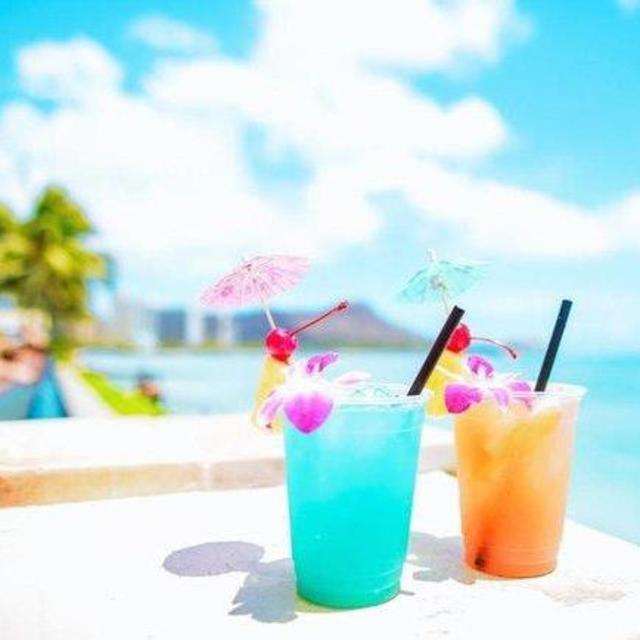 Pina coladas at the tiki bar