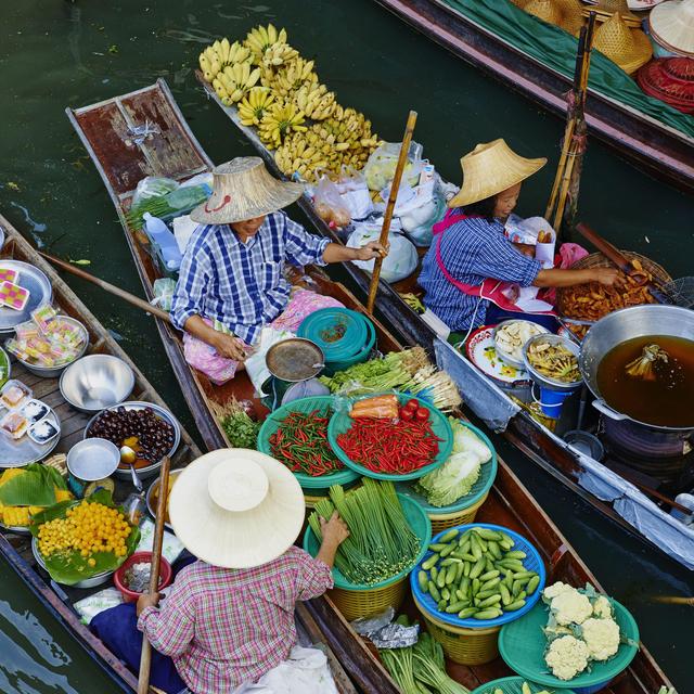Day Trip to Floating Market