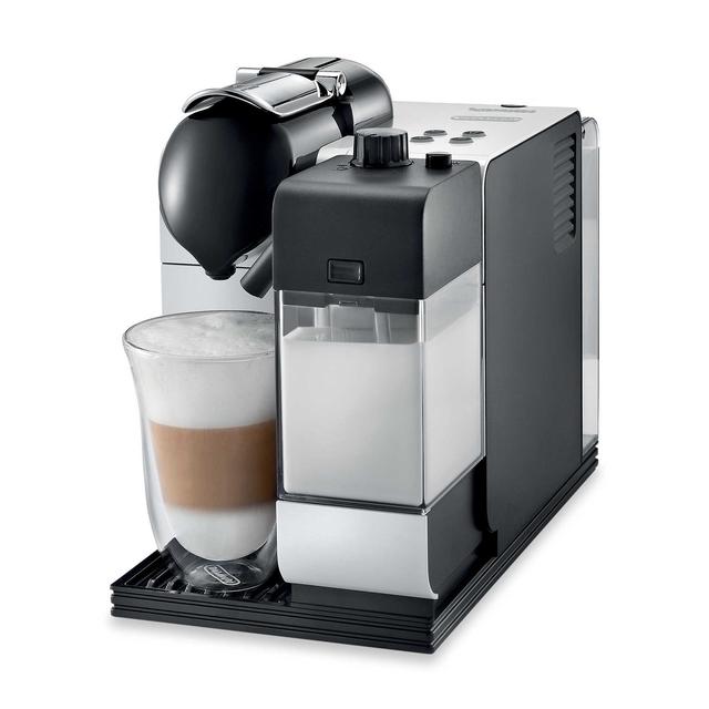 De'Longhi Lattissima Plus EN520SL Pump Automatic Espresso/Latte/Cappuccino Machine in Silver