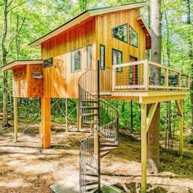 Our Treehouse Honeymoon in Maine