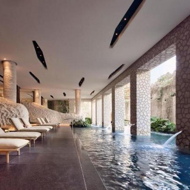 Hydrotherapy Spa