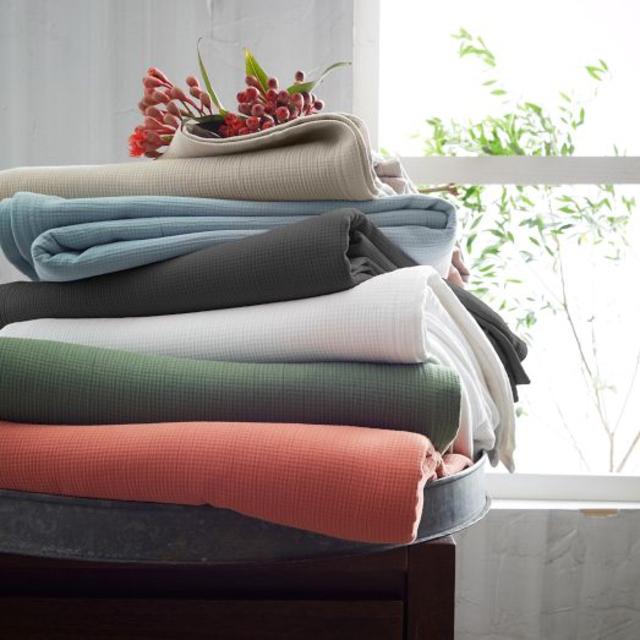 Organic Plissé Blanket