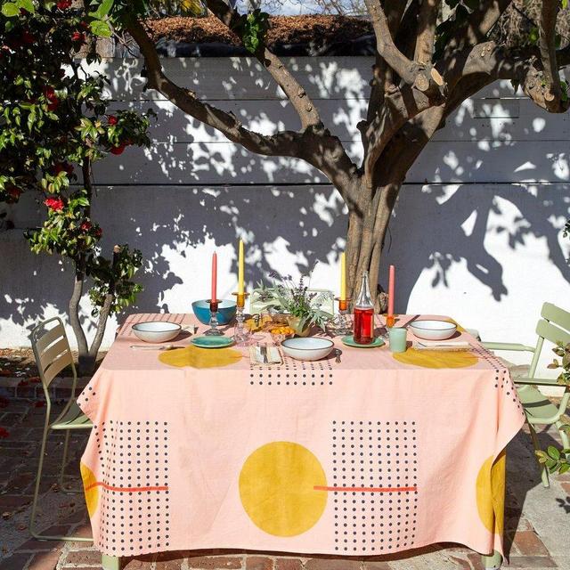 Metronome | Peach Tablecloth