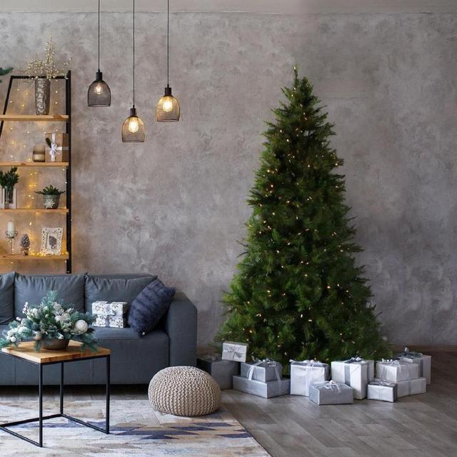 Canyon Pine Christmas Tree with Smart String Lighting