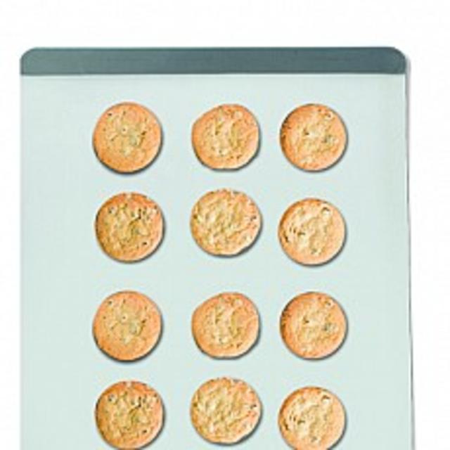 AirBake® Ultra™ 16-Inch x 14-Inch Insulated Nonstick Aluminum Cookie Sheet