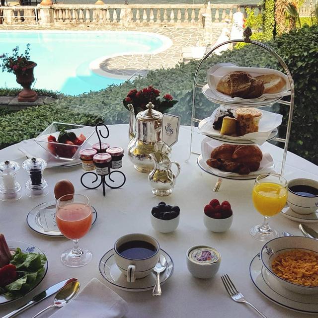 Breakfast for Two in Bellagio