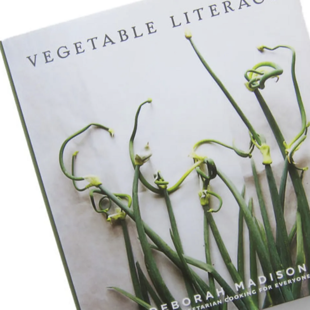 Vegetable Literacy: Cooking and Gardening with Twelve Families from the Edible Plant Kingdom, with over 300 Deliciously Simple Recipes [A Cookbook]