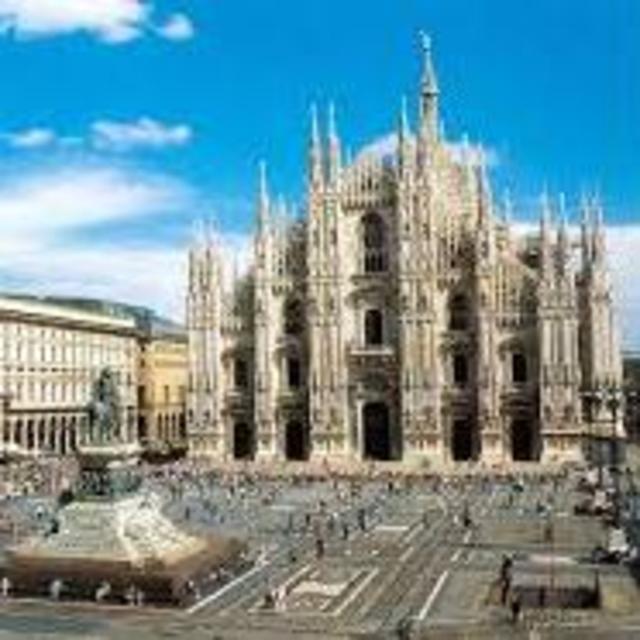 Piazza del Duomo Dinner w Wine
