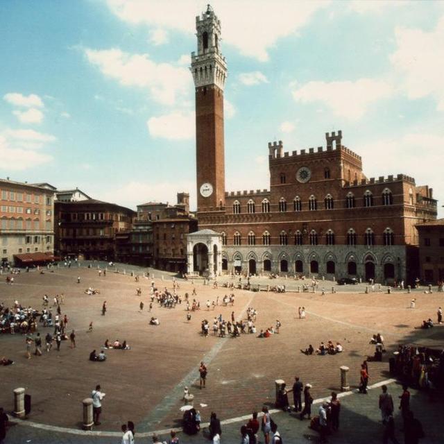 Piazza del Campo Pastry