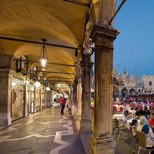 Venetian Vino e Cibo