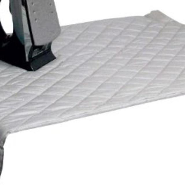 WalterDrake Magnetic Ironing Mat