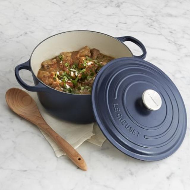 Le Creuset Signature Cast-Iron Round Dutch Oven, 5 1/2-Qt., Matte Navy
