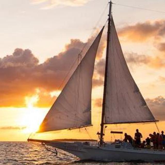 Wine & Sunset Cruise - Key West Minimoon