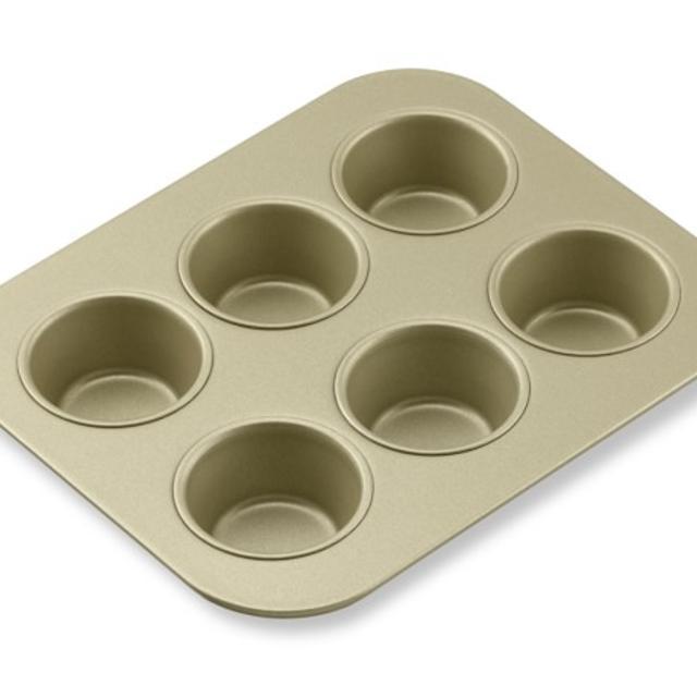 Williams-Sonoma Goldtouch® Nonstick Muffin Pan