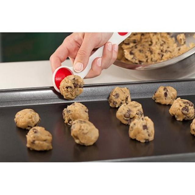 Mrs. Fields Scoop-N-Cut Cookie Tool, 7.0" x 1.7" x 0.3"