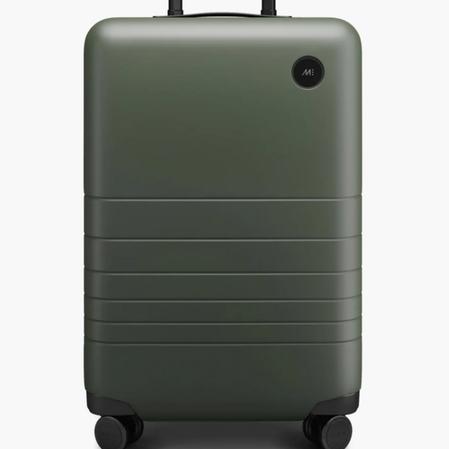 Monos Carry-On