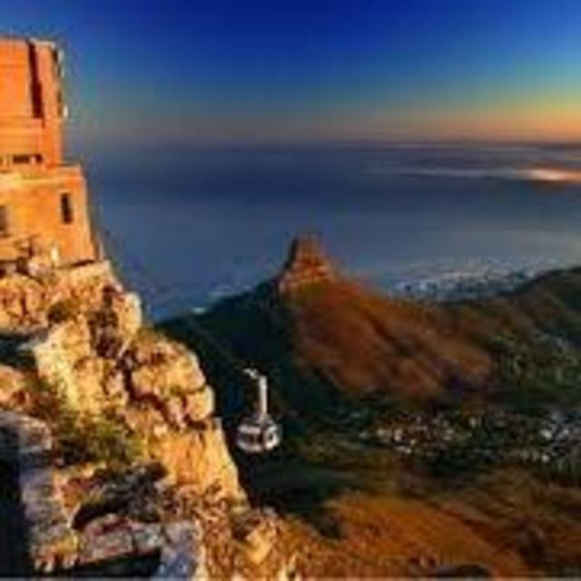 Cable Car to Table Mountain, Cape Town