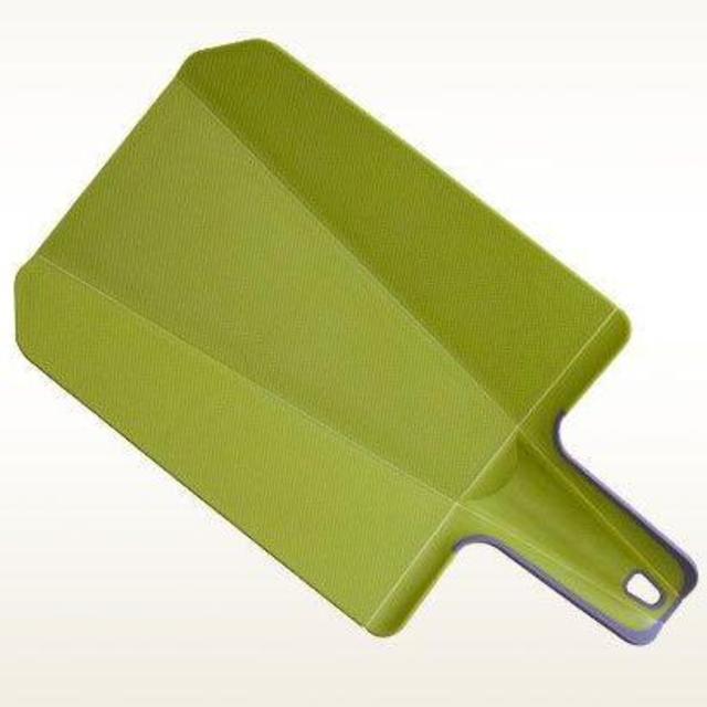 Large Folding Chopping Board in Green - Joseph Joseph® Chop2Pot™