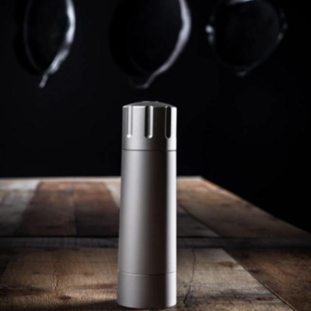 MÄNNKITCHEN SALT CANNON
