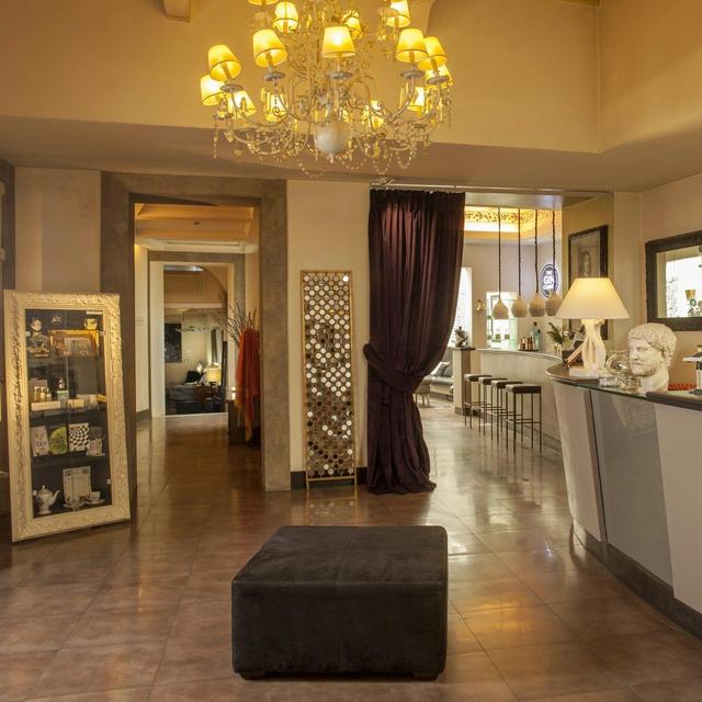 2 Nights Stay at Hotel Adriano