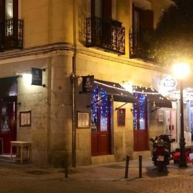 Wine and Tapas at Bar Amor