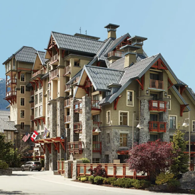 Honeymoon: Pan Pacific Hotel in Whistler