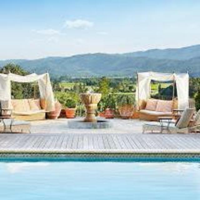 Honeymoon Resort and Dining