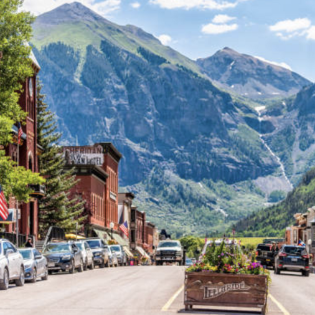 Mini Moon in Telluride 🍯🌙