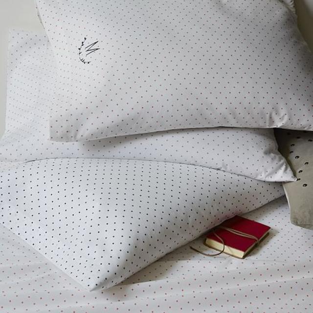 Queen Dot Pillowcase set
