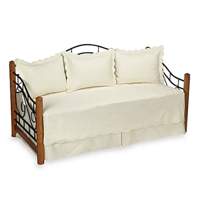 Matelasse Ivory Daybed Set