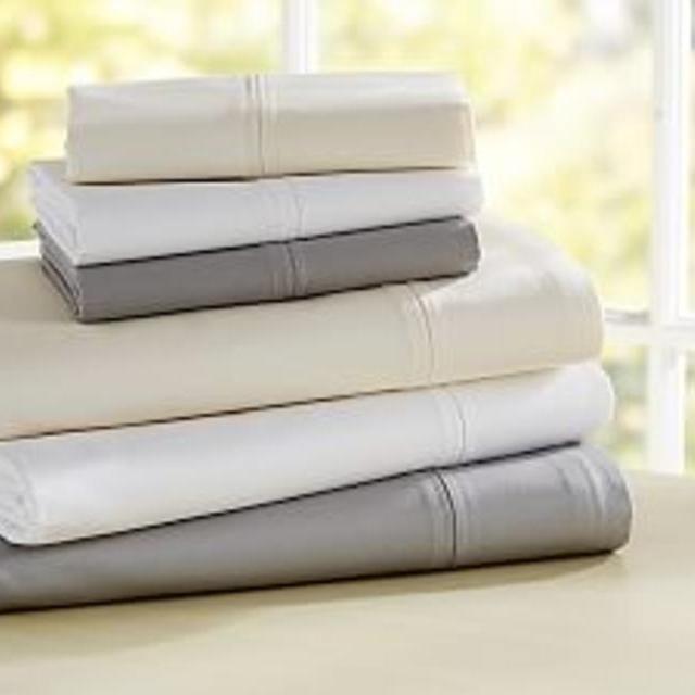 700-Thread-Count Sheet Set