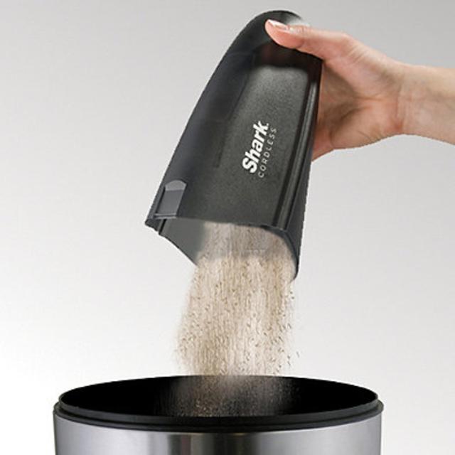 Shark® Cordless Pet Perfect™ II 18-Volt Hand Vac