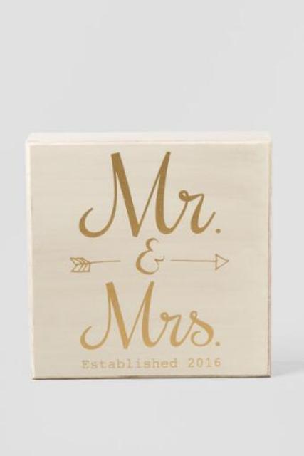 Mr & Mrs Established 2016