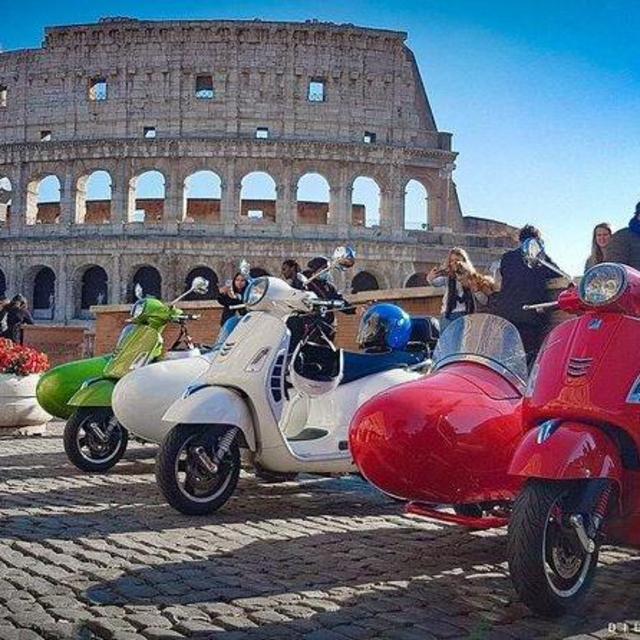 Vespa Tour Through Rome