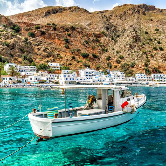 Half-day boat tour through the island of Crete (Honeymoon)
