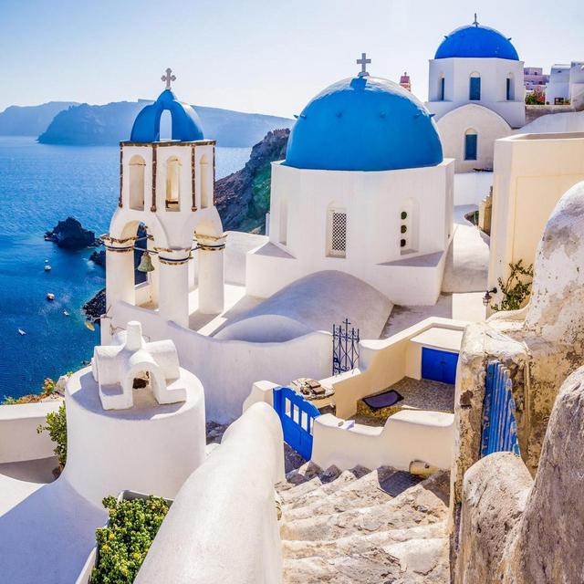 Honeymoon- Hotel in Oia Santorini