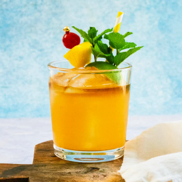 Poolside Mai Tais in Maui