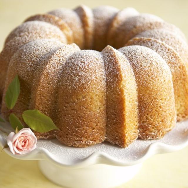 Nordic Ware Anniversary Bundt® Pan