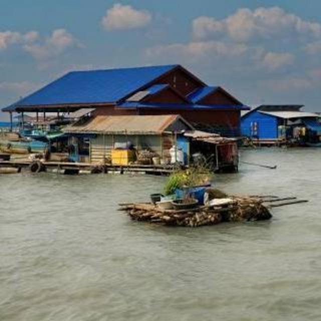 Siem Reap’s Floating Villages Private Tour