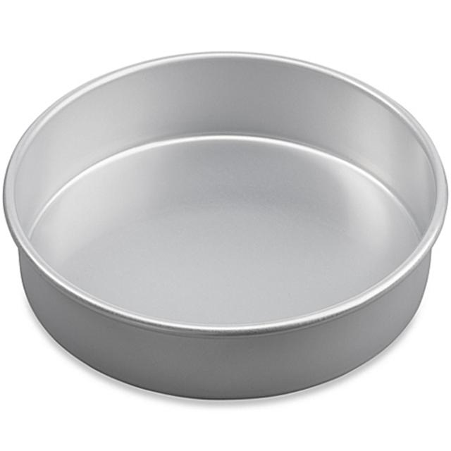 Wilton® Advance® 8-Inch Round Cake Pan with Aluma-Gloss™ Coating