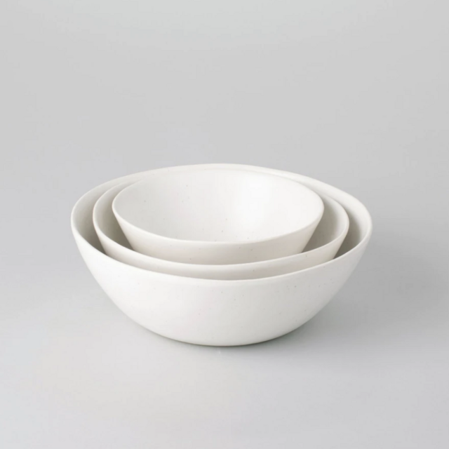 The Nested Serving Bowls (speckled white)